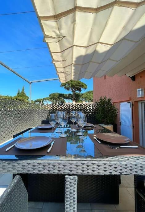 Studio Climatise, Terrasse, Parking Prive, 50M De La Plage Saint-Tropez Eksteriør bilde