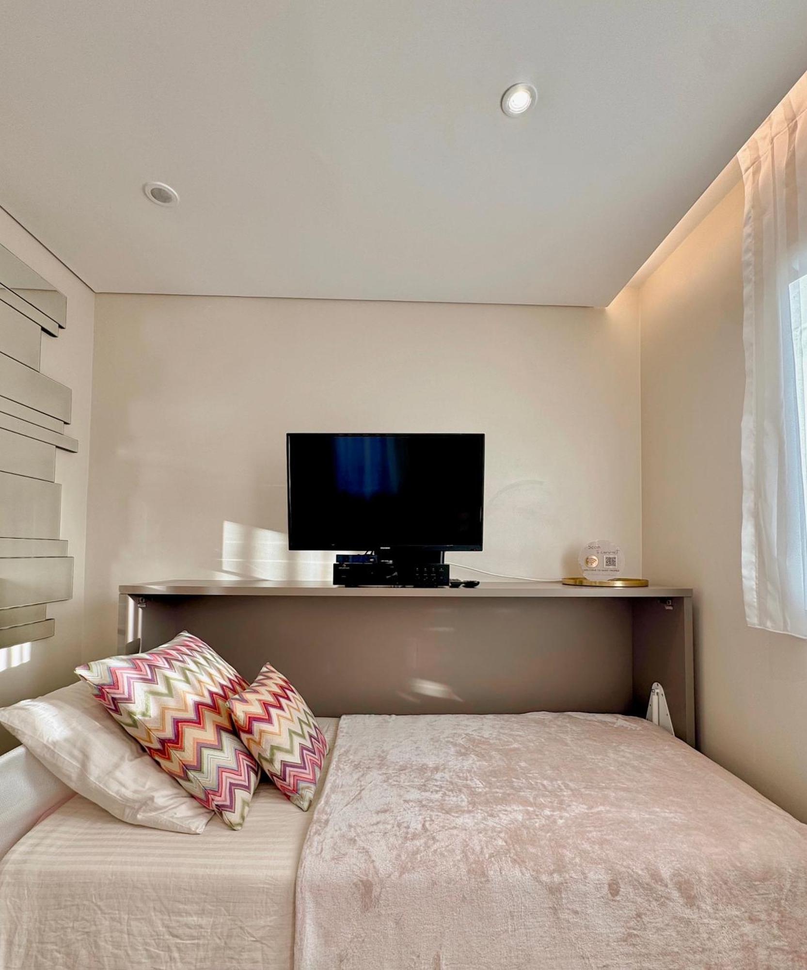 Studio Climatise, Terrasse, Parking Prive, 50M De La Plage Saint-Tropez Eksteriør bilde